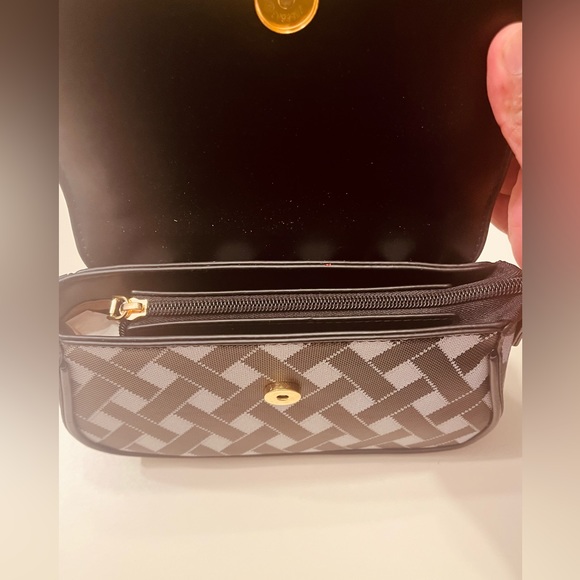 Crossbody bag for women elegant style - Picture 6 of 9